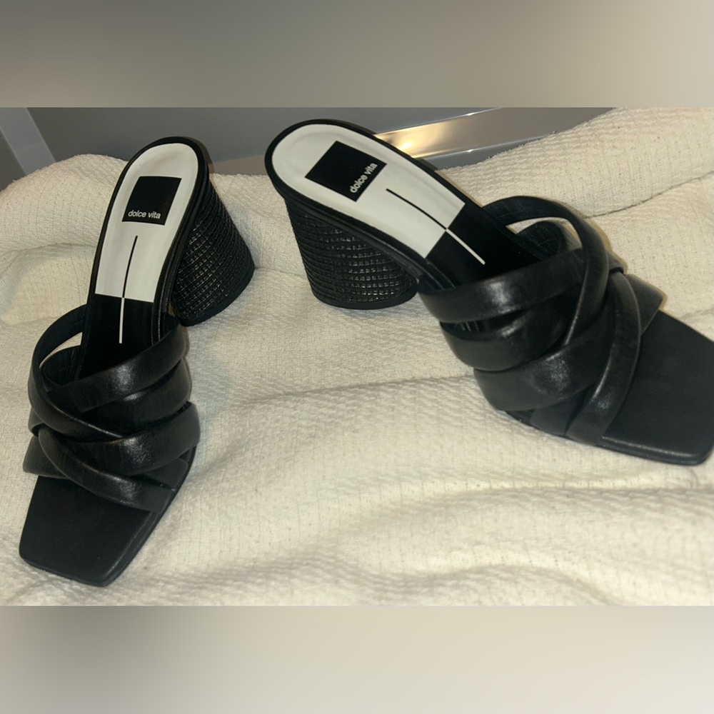 Super cute block heels, great for spring and summer